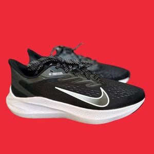 Nike Zoom Winflo 7 Running Shoes